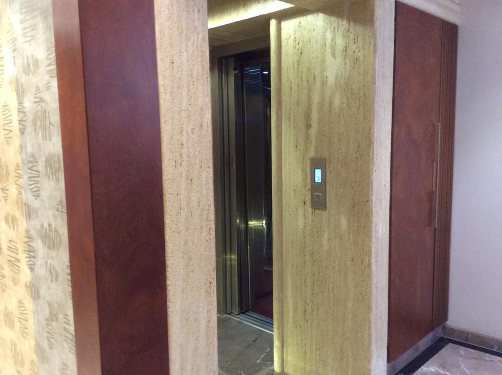 Hotel Sapna Bombay Exterior foto